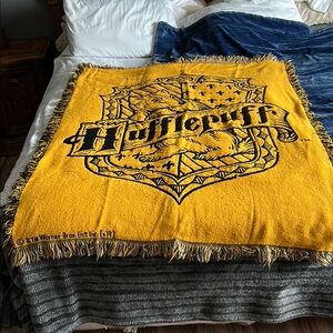 Warner Bros. Hufflepuff Yellow and Black Blanket